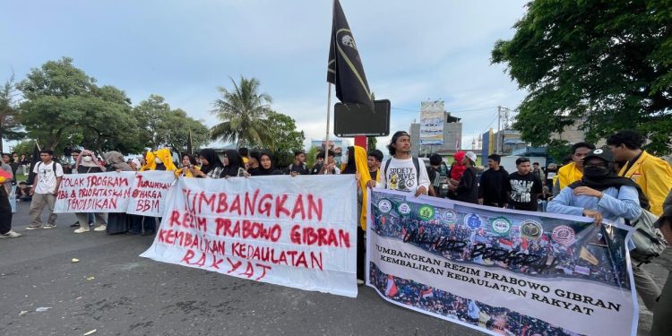 Imbas Kenaikan BBM dan Tekanan Ekonomi, BEM Unkhair Ternate Desak Rezim Pemerintah Turun
